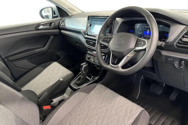 Volkswagen T-Cross Photo 6