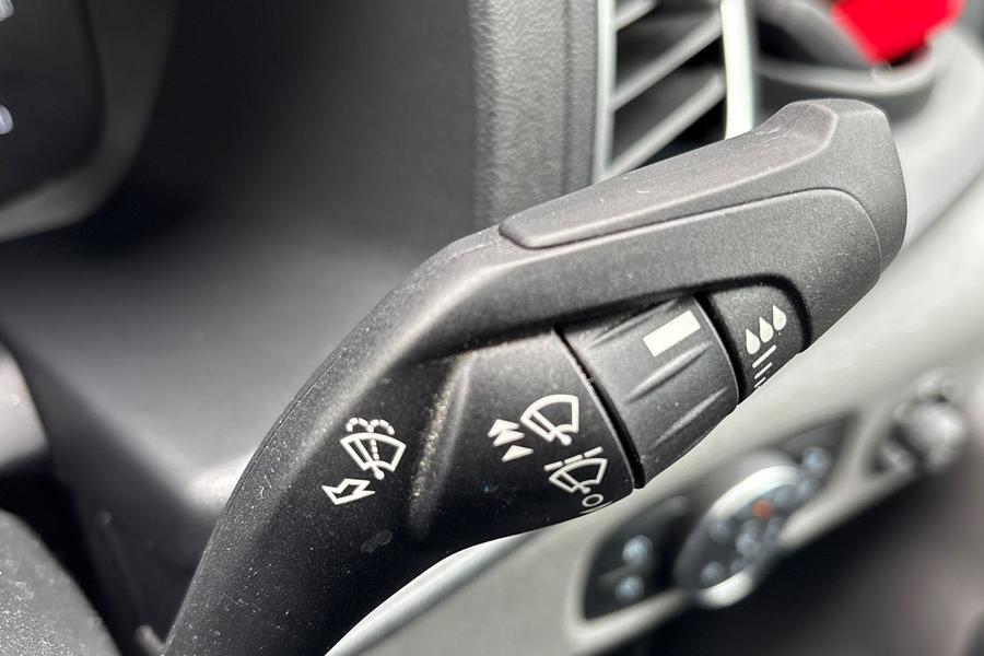 Ford Transit Photo autoimg-8ece7829a72ba56b60673310e367176701e38412.jpg