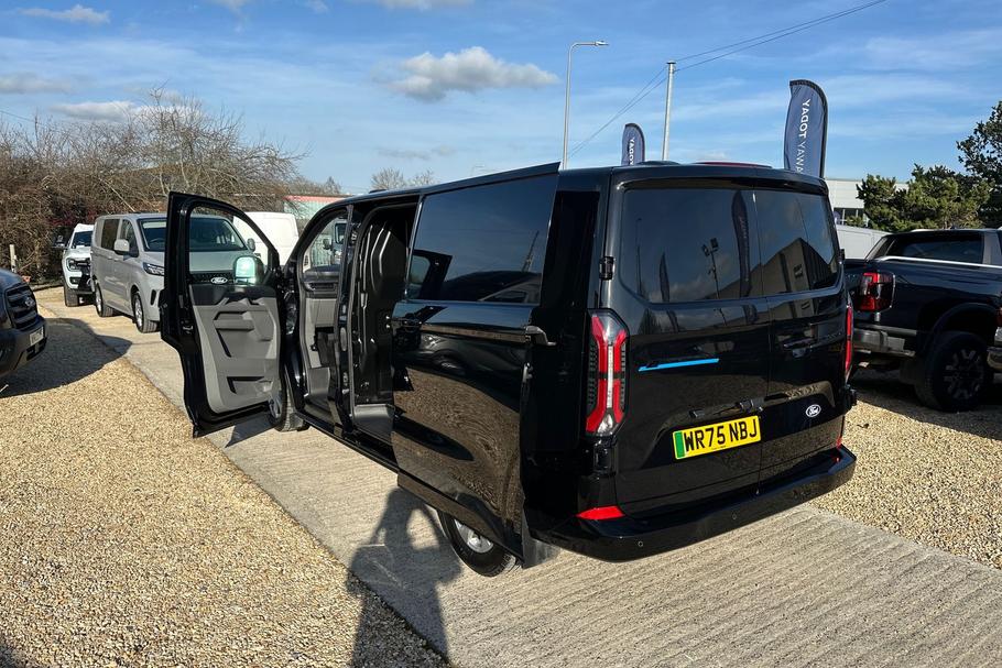 Used FORD E-TRANSIT CUSTOM WR75NBJ 36