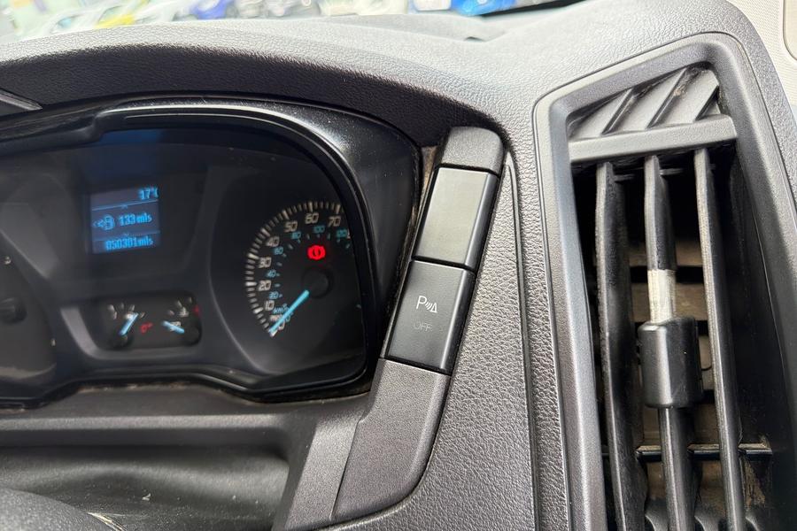 Ford Transit Photo autoimg-8ed0c759d01d336451df9d454be09b9778bbe8ea.jpg