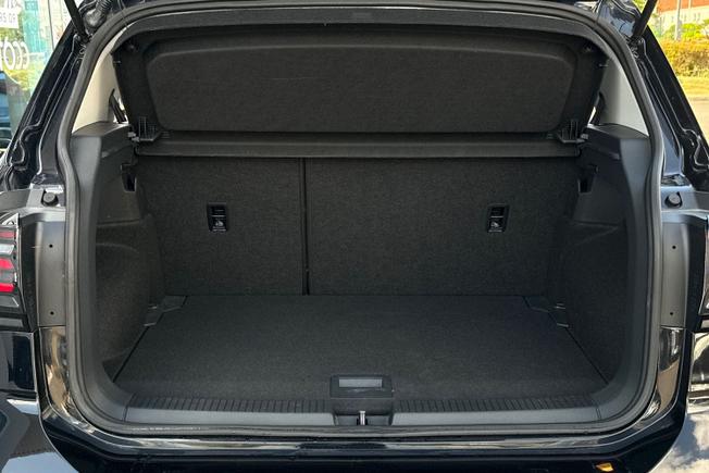 VOLKSWAGEN T-Cross Photo 12
