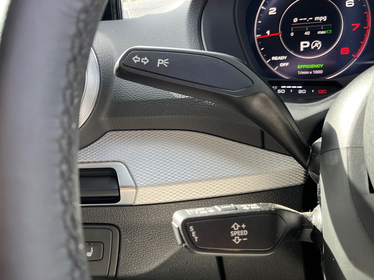 Audi Q2 Photo 38