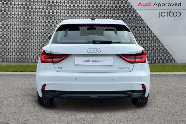 AUDI A1 Photo 7
