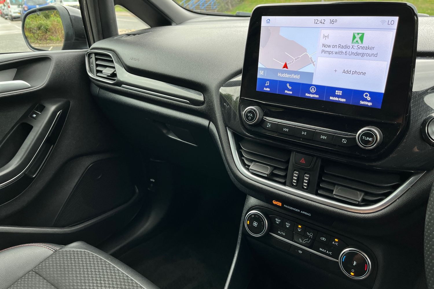 Ford Fiesta Photo 22