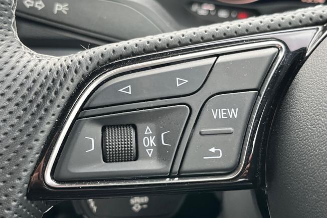Audi Q2 Photo 16