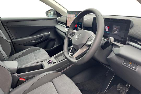 Volkswagen T-roc Photo autoimg-8ee24e97b16e7d9abe480cf18aa4d3644ca2d9e3.jpg