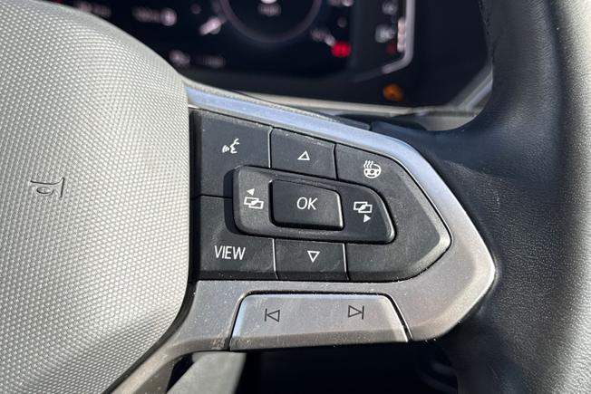 VOLKSWAGEN Tiguan Photo 17