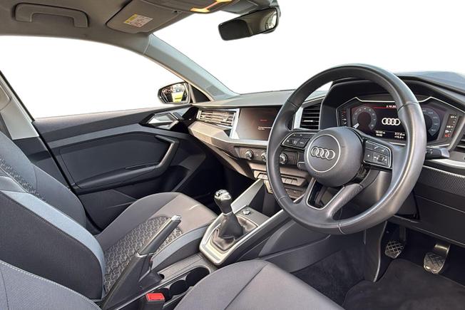AUDI A1 Photo 6