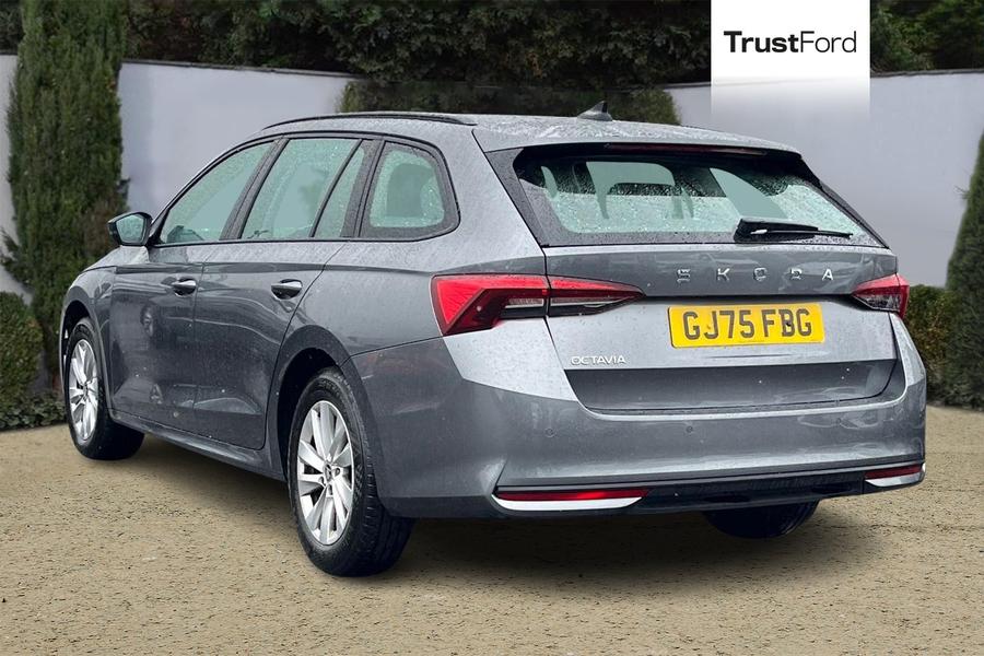 Skoda Octavia Photo autoimg-8ee80f588f1d3addc7938ff8e48b55b20e2bebdc.jpg