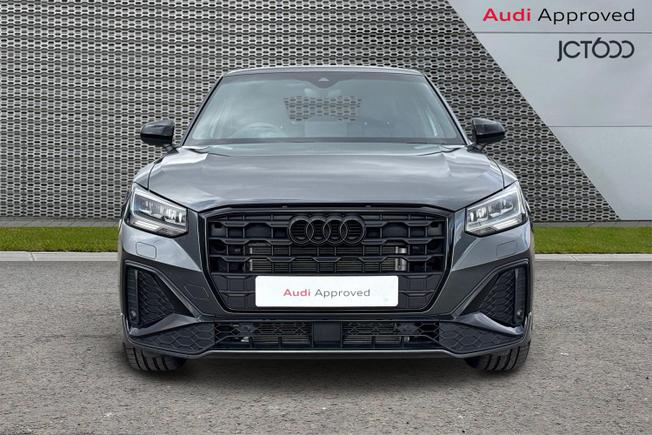 AUDI Q2 Photo 8
