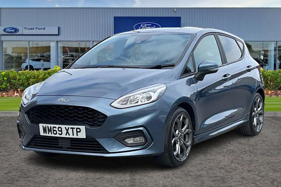 Ford FIESTA Photo autoimg-8eed47985210054bf99dd962d32e89f7a5abab7f.jpg