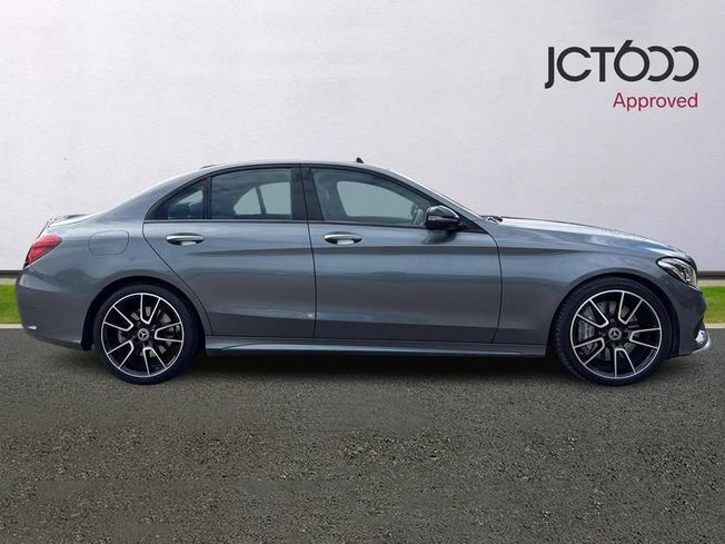 MERCEDES-BENZ C Class Photo 4