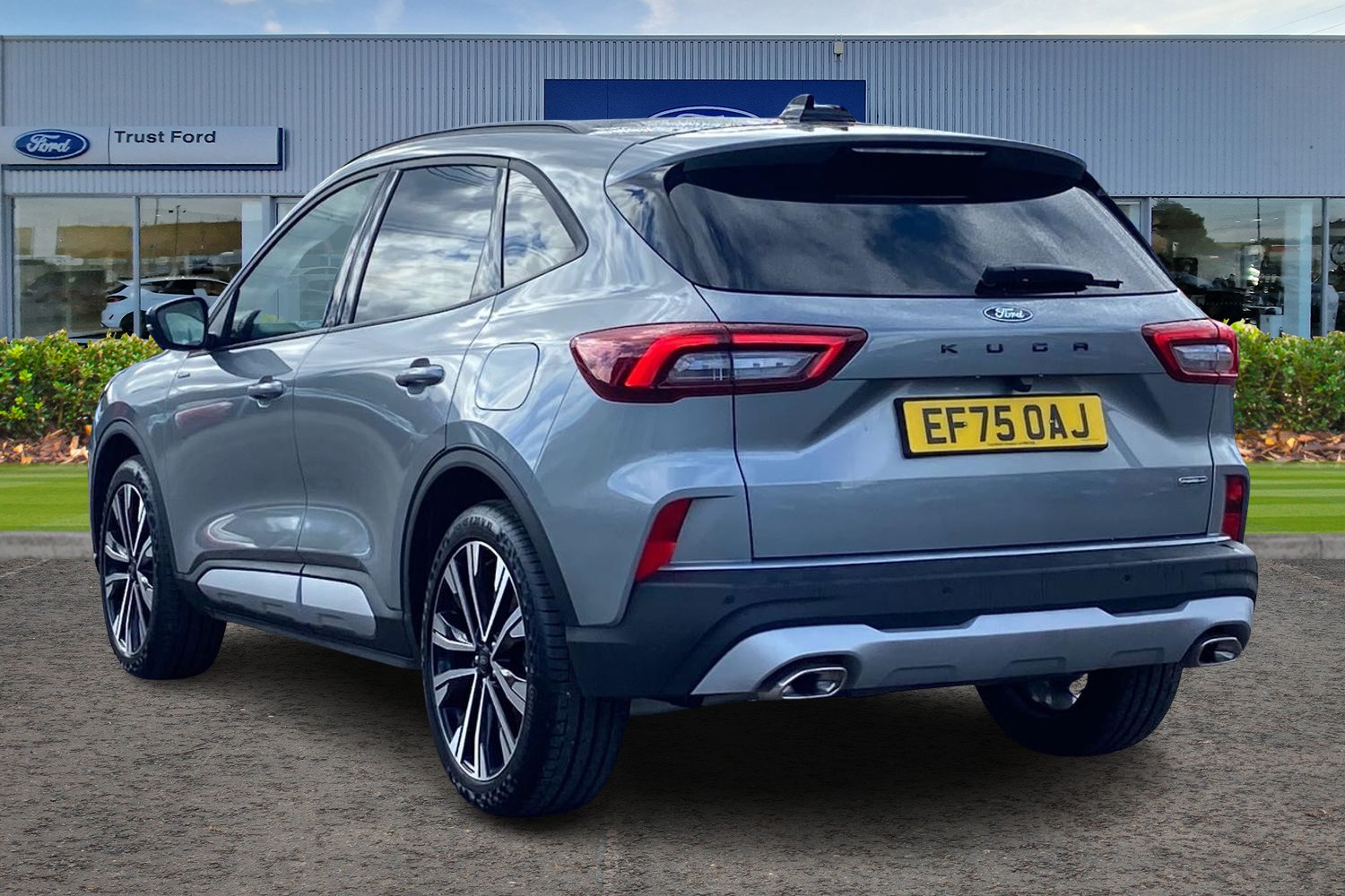 Ford KUGA Photo 1