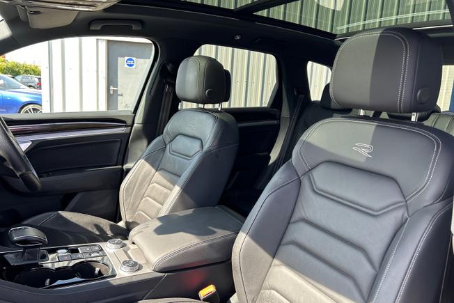 VOLKSWAGEN Touareg Photo 43