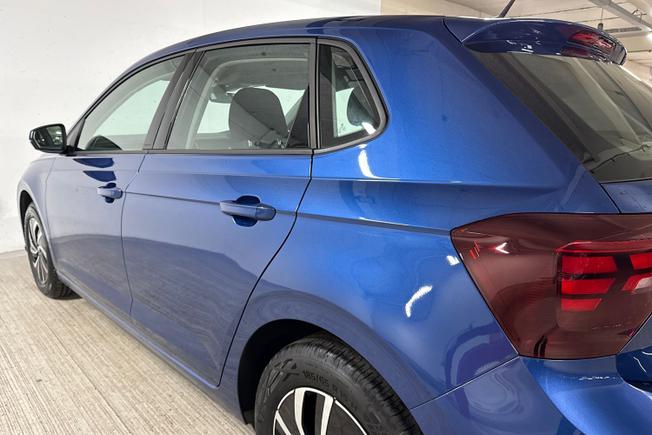 VOLKSWAGEN Polo Photo 32