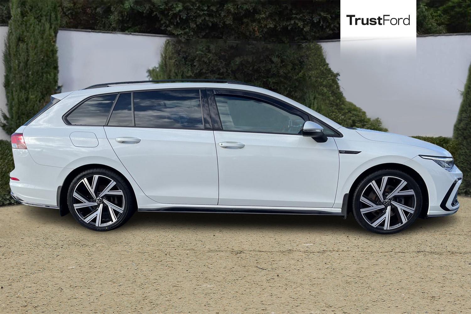 Volkswagen Golf Photo 2