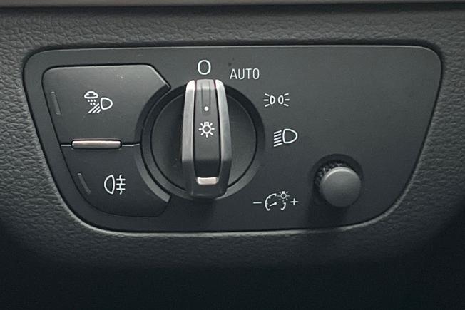AUDI Q5 Photo 29