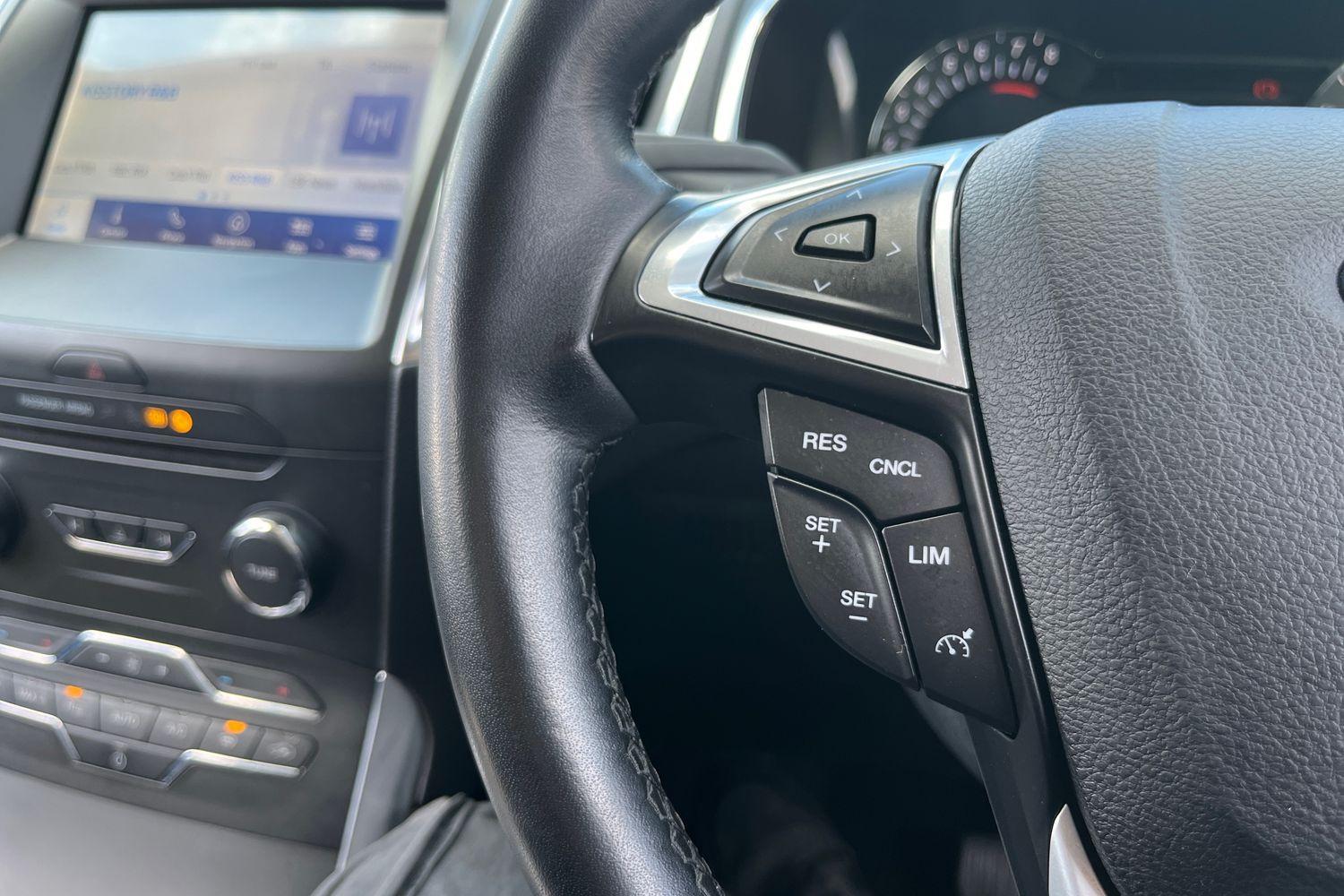 Ford GALAXY Photo 34