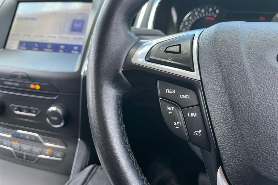 Ford GALAXY Photo autoimg-8ef72dbdc7a65449e0e701df5e32da205cb10ee6.jpg