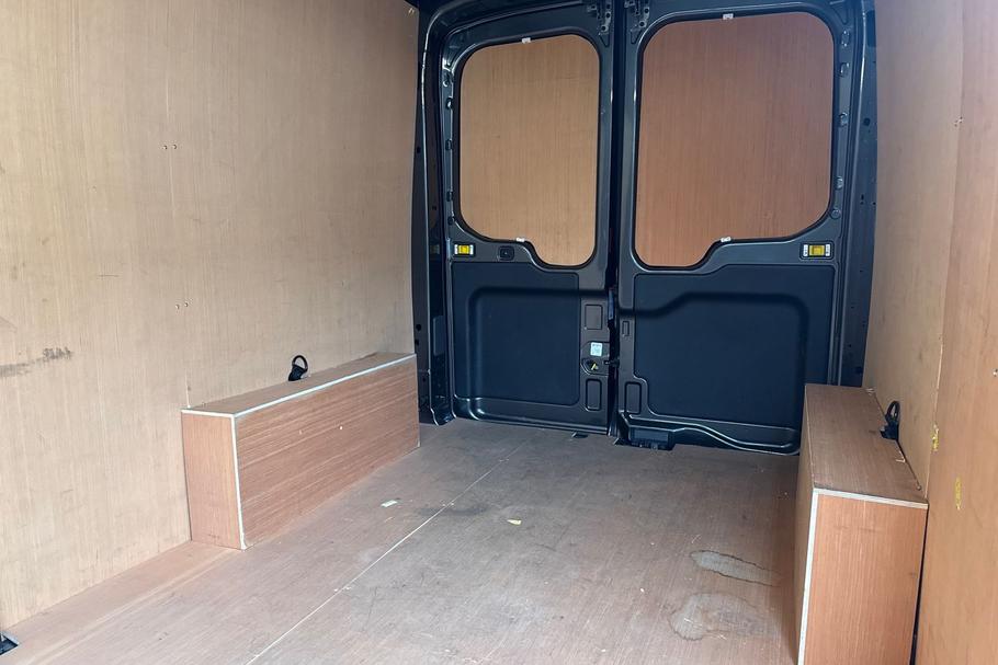 Used Ford TRANSIT WO25UCT 4