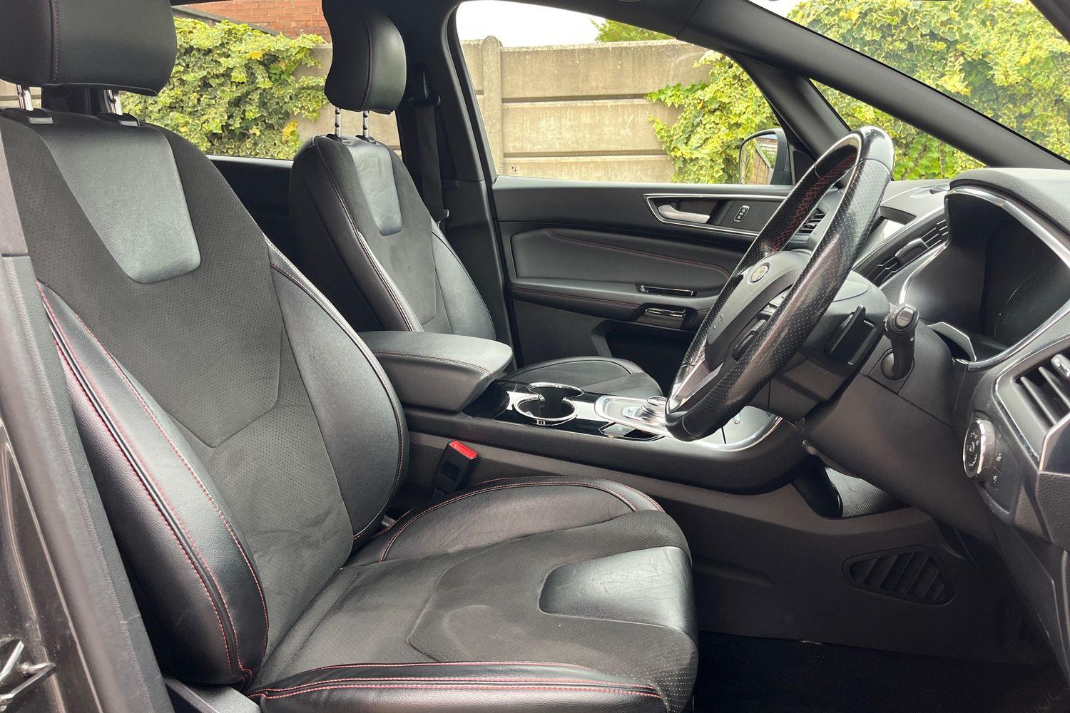 Ford S-Max Photo 16