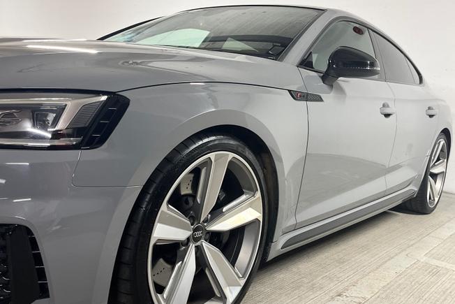 AUDI RS5 Photo 42