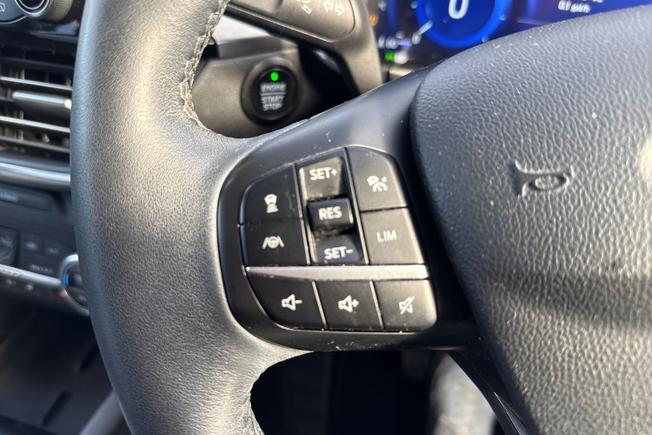FORD Kuga Photo 16
