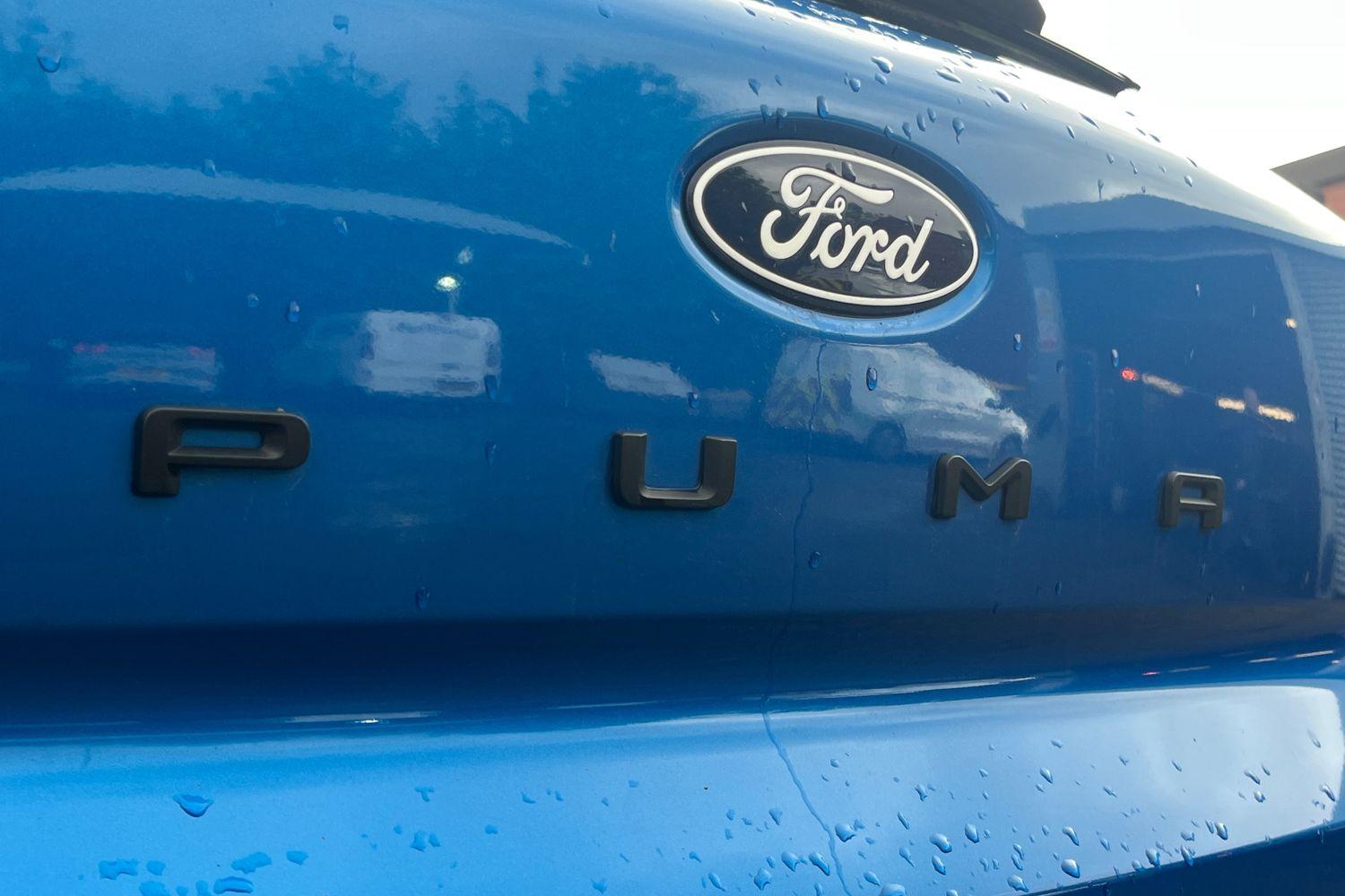 Ford PUMA Photo 24
