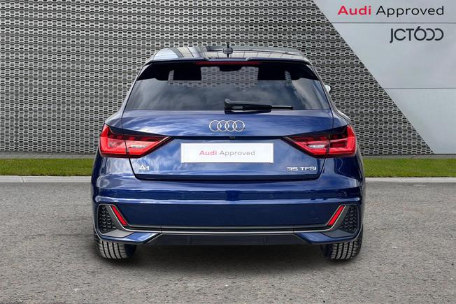 Audi A1 Photo 7