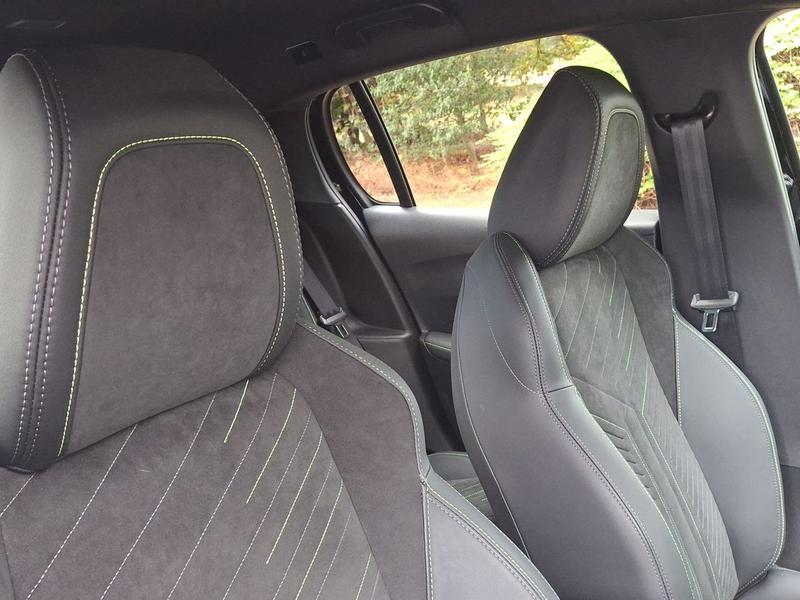 Used Peugeot 208 KM75HNY 34