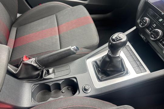 Skoda Octavia Photo autoimg-8f079e52d713bc95c3a60e31e46766c694c74e72.jpg