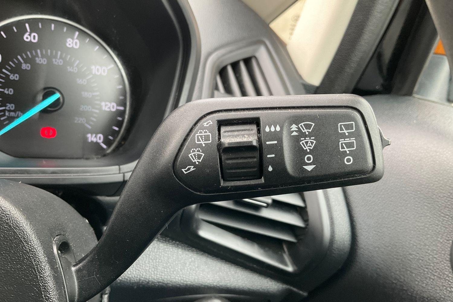 Ford ECOSPORT Photo 14