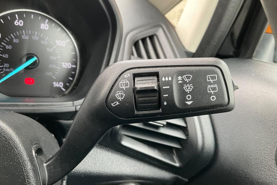 Ford ECOSPORT Photo autoimg-8f0fb225f7e526c3ea887901c02b1ffb884d9ada.jpg