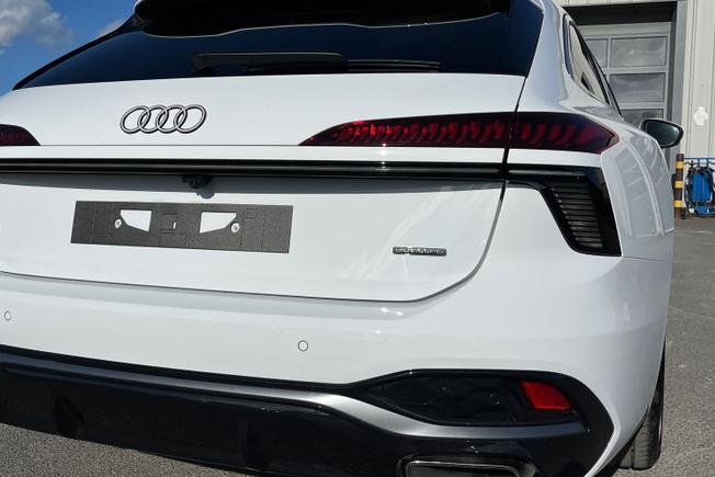 Audi  A6 Avant Photo 18