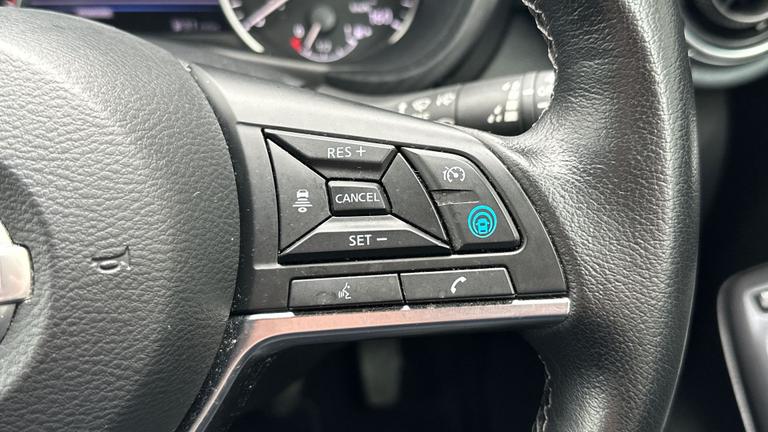 Used Nissan Juke AY70FEG 16