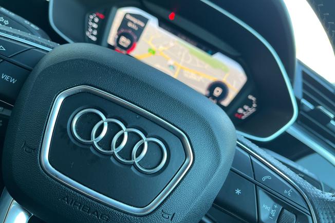 AUDI Q3 Photo 32