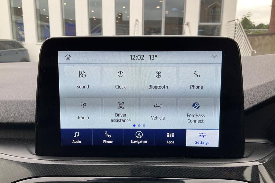 Ford KUGA Photo autoimg-8f1dbe4140fca1c9aea8e3acda18c30babe2b356.jpg