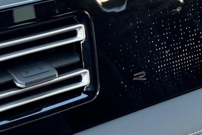 VOLKSWAGEN Tiguan Photo 43
