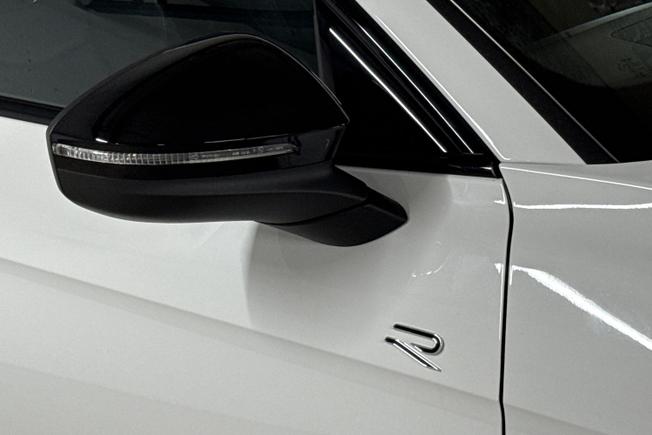 VOLKSWAGEN Passat Photo 20