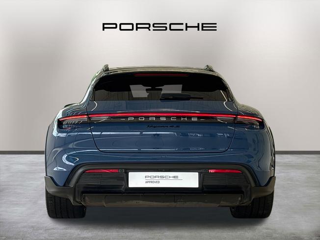 PORSCHE Taycan Photo 6