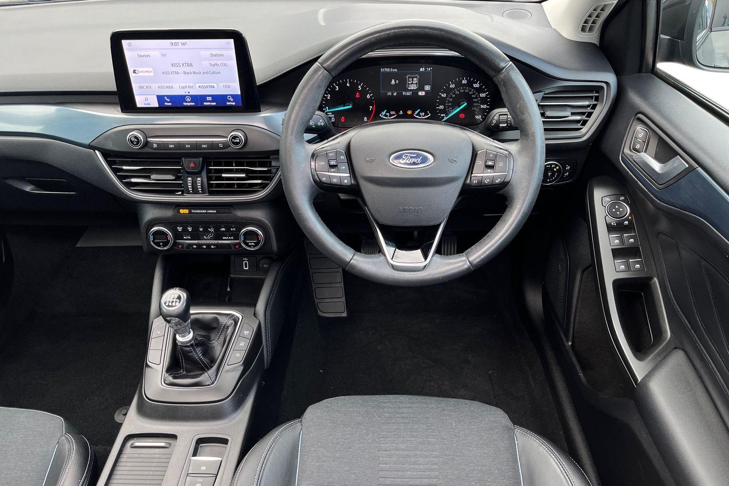 Ford FOCUS Photo 10