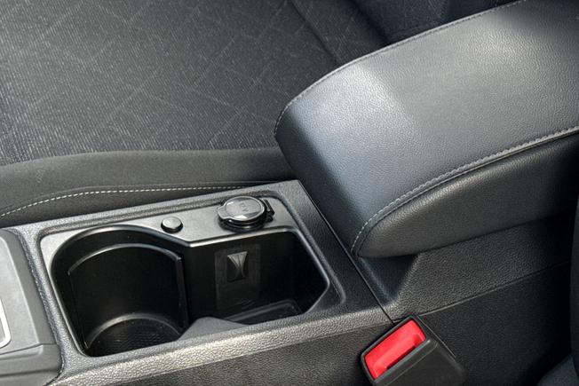 VOLKSWAGEN Golf Photo 44