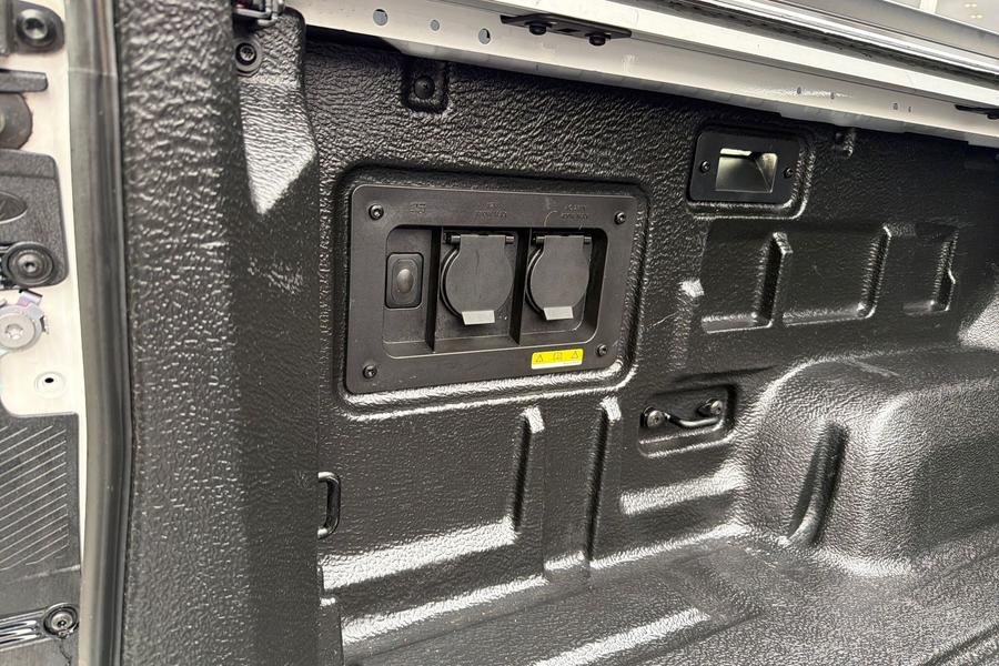 Ford RANGER Photo autoimg-8f26c7209c9b2bfa22fd00fee2eeee996d0eac9d.jpg