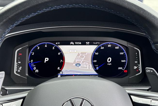 VOLKSWAGEN Tiguan Photo 30