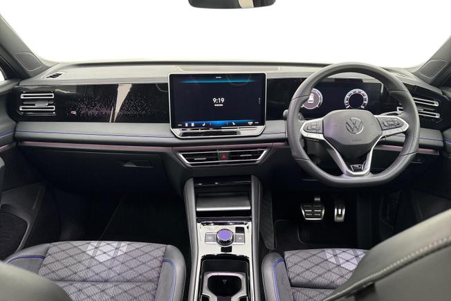 VOLKSWAGEN Tiguan Photo 10