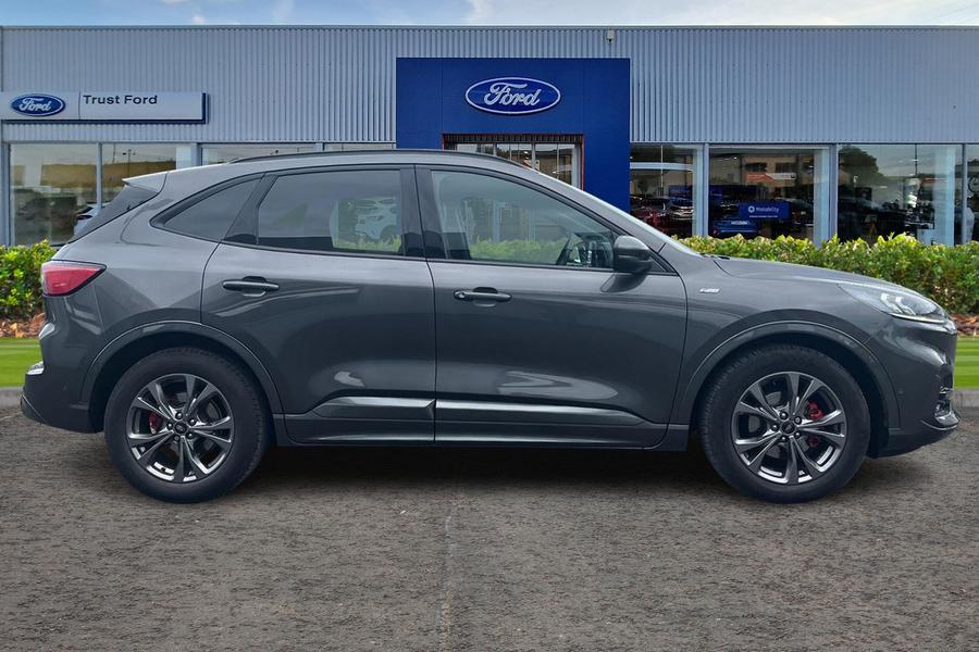 Ford KUGA Photo autoimg-8f29b53033db352e09d23b0275c6340608434dd4.jpg