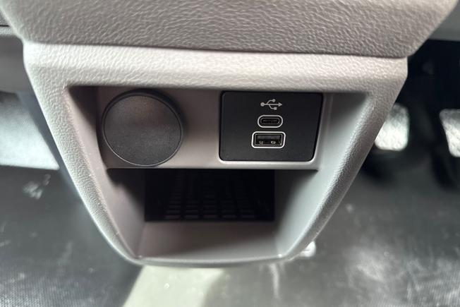Volkswagen Transporter Photo 44