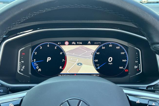 VOLKSWAGEN T-Roc Photo 31