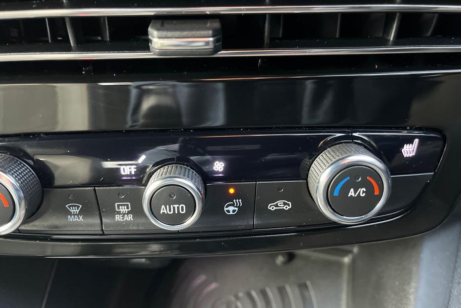 Used Vauxhall MOKKA 37