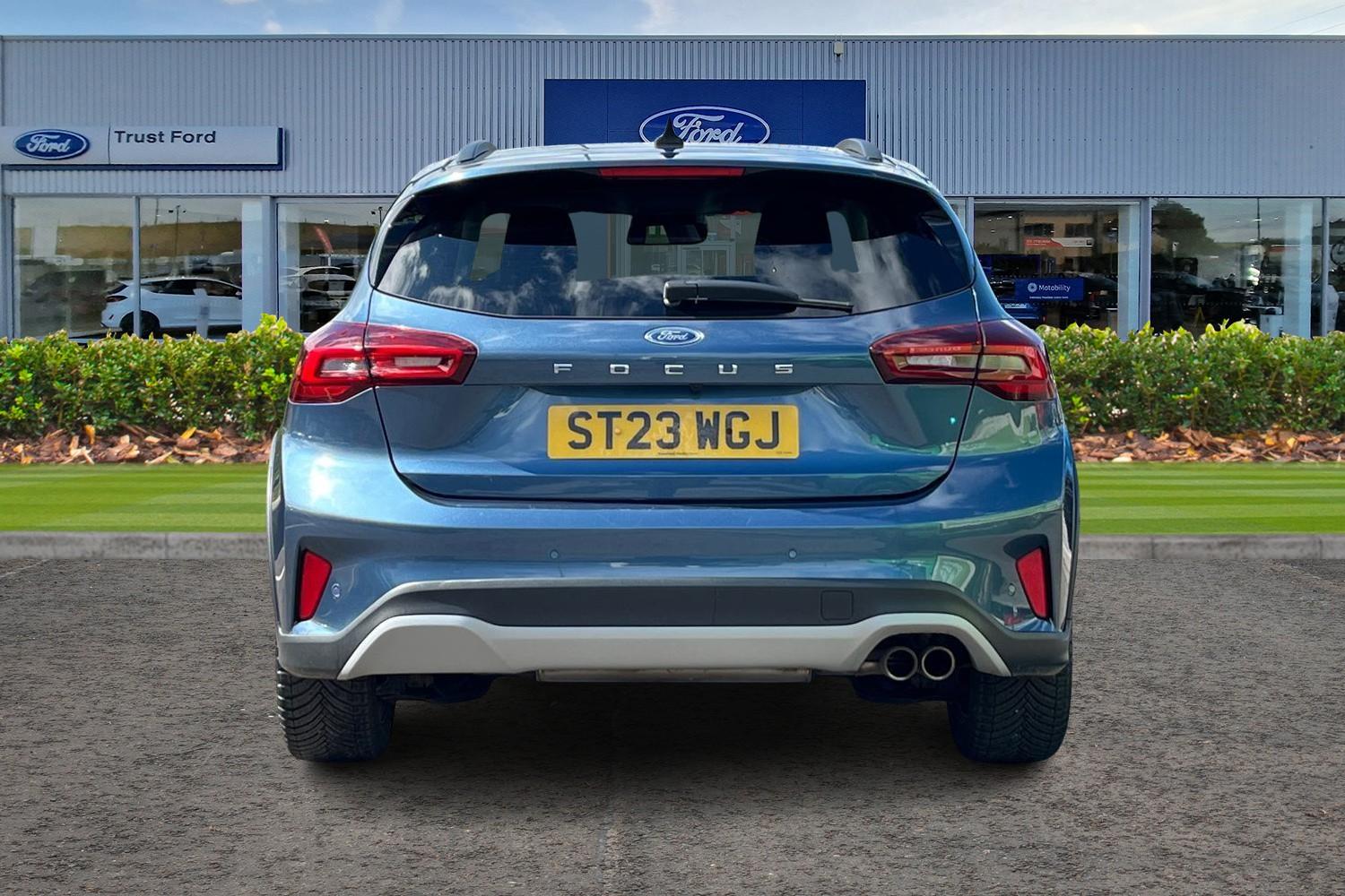 Ford Focus Photo 6